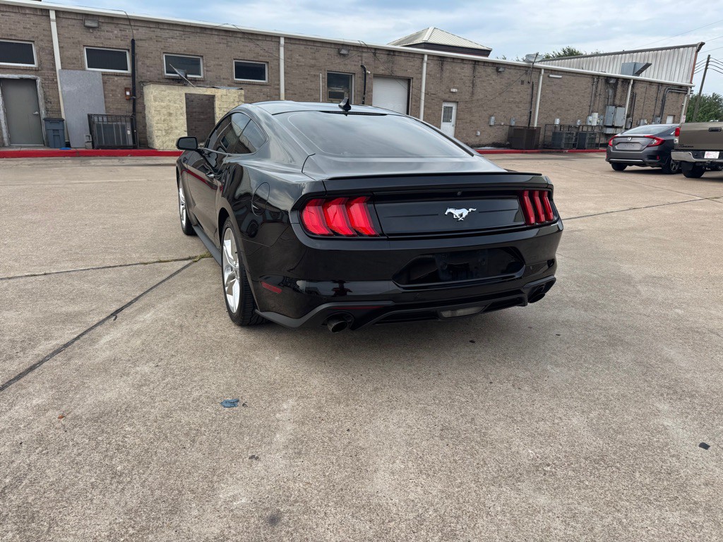2021 Ford Mustang Image 22