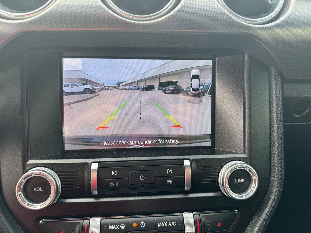 2021 Ford Mustang Image 33