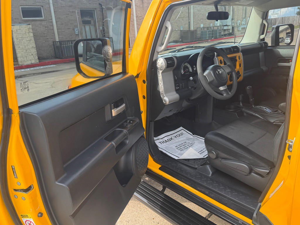 2008 Toyota FJ Cruiser Image 23