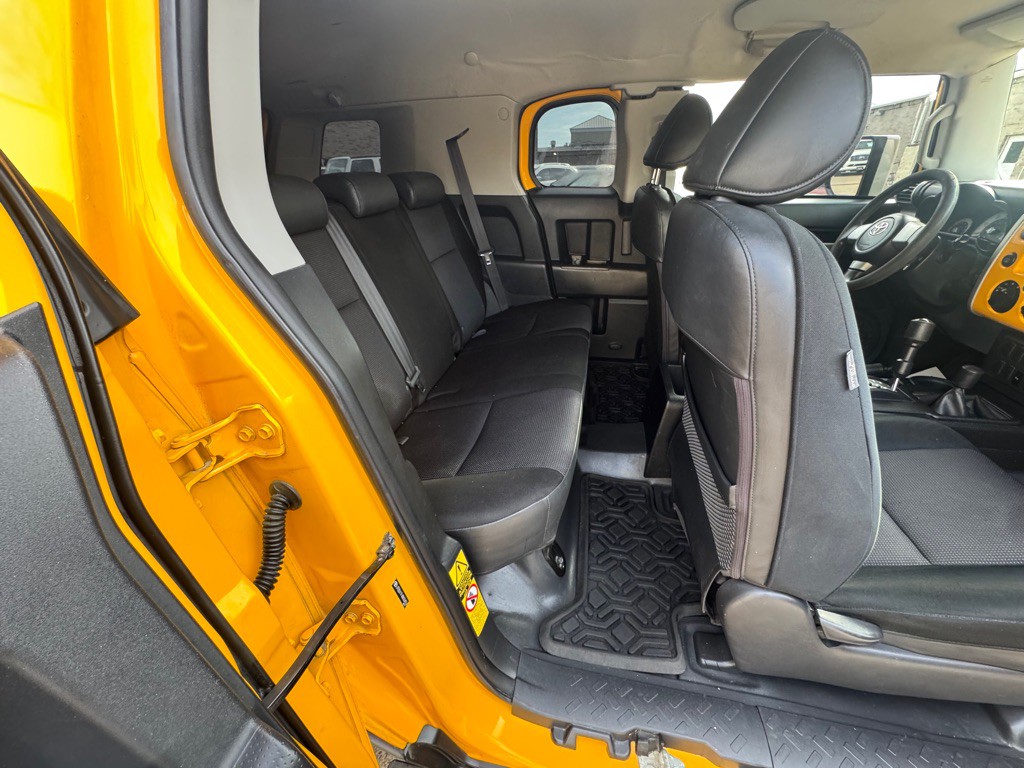 2008 Toyota FJ Cruiser Image 32