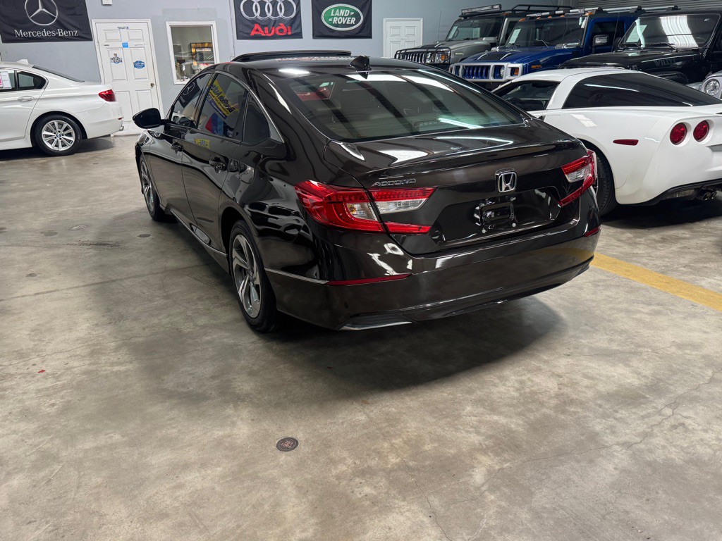 2018 Honda Accord Image 8