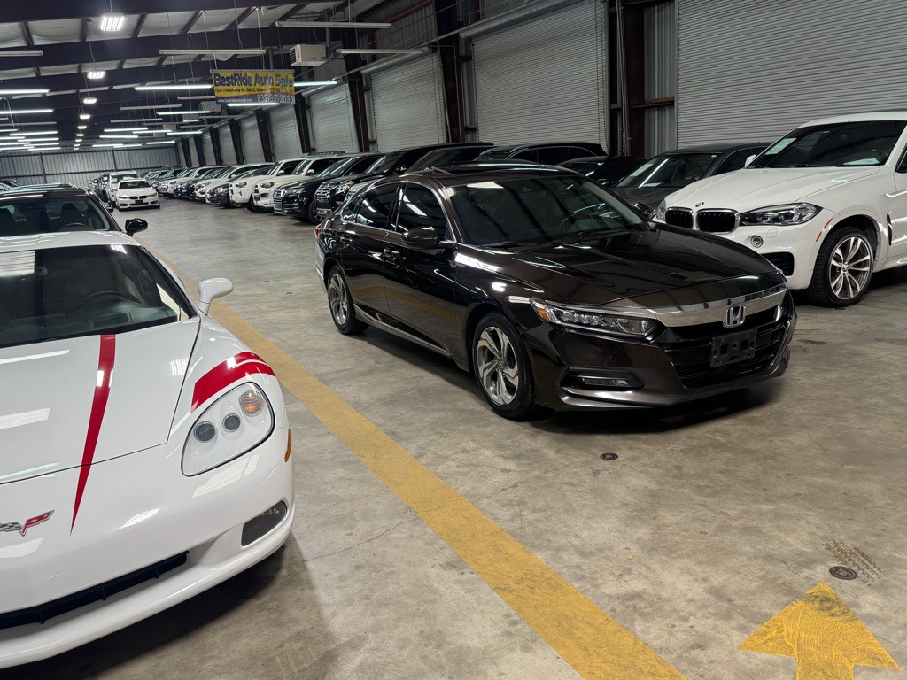 2018 Honda Accord Image 11