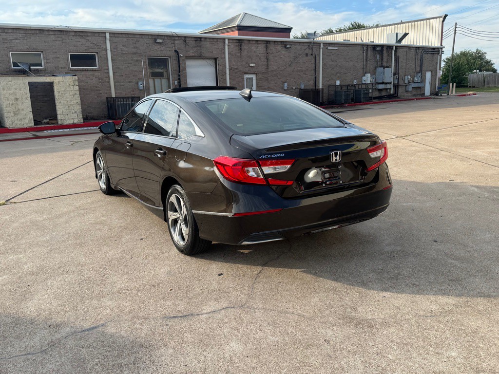 2018 Honda Accord Image 18