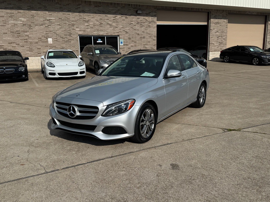 2016 Mercedes-Benz C-Class Image 12