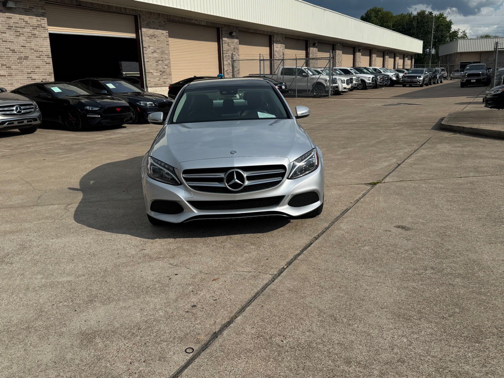 2016 Mercedes-Benz C-Class Image 13