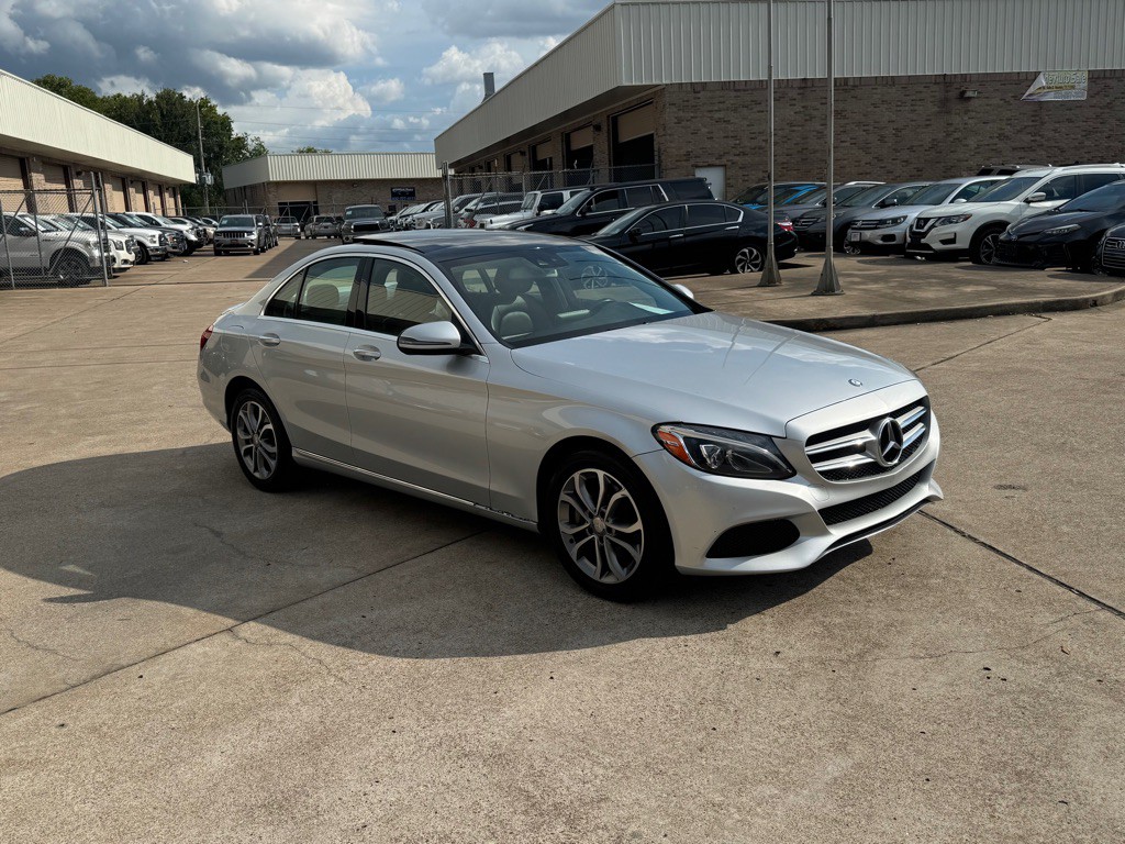 2016 Mercedes-Benz C-Class Image 15
