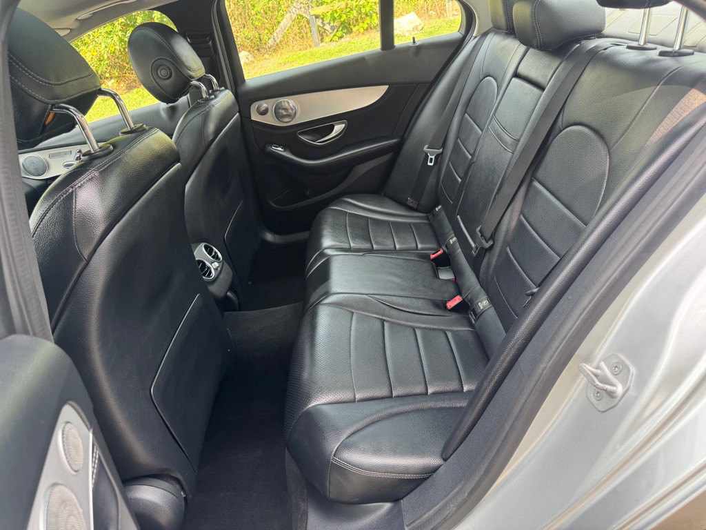 2016 Mercedes-Benz C-Class Image 22