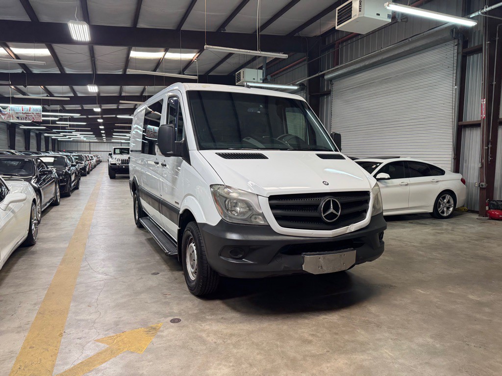 2014 Mercedes-Benz Sprinter Image 5