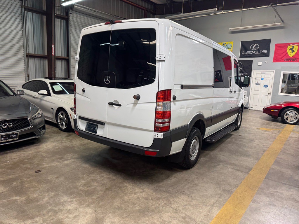 2014 Mercedes-Benz Sprinter Image 8