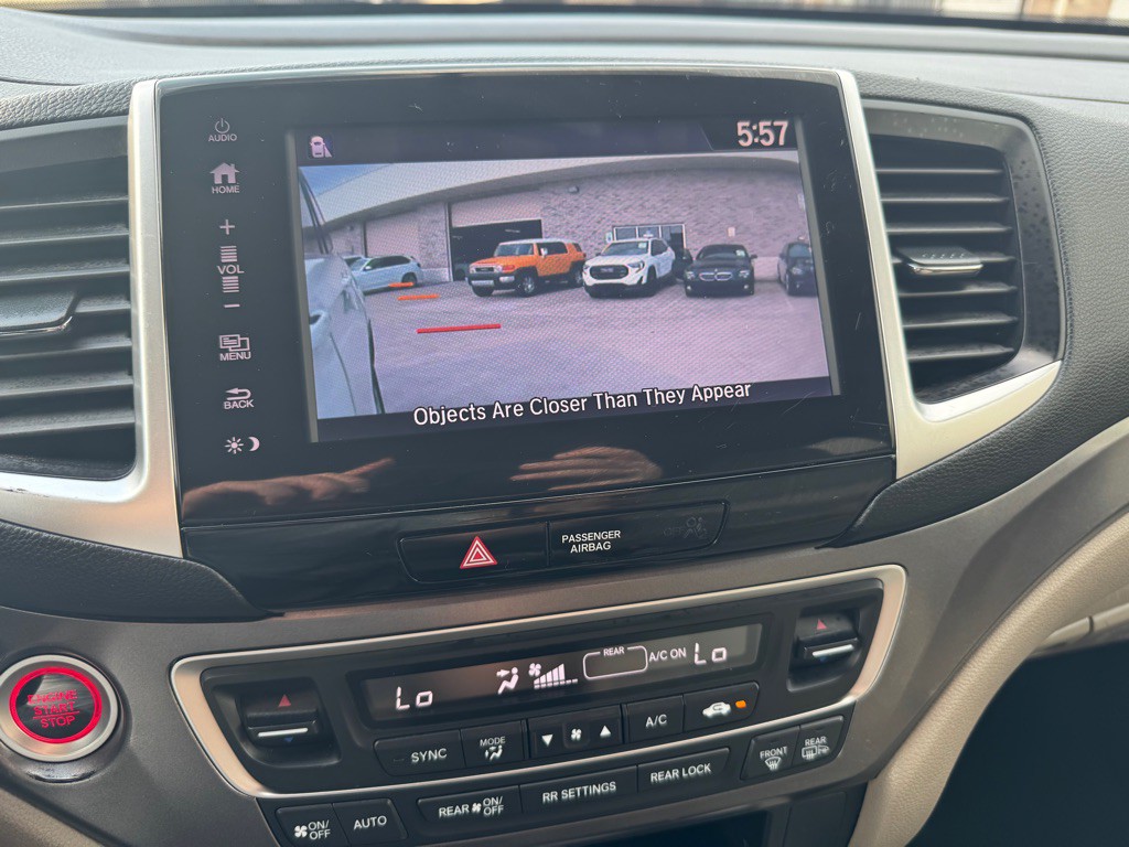 2018 Honda Pilot Image 40