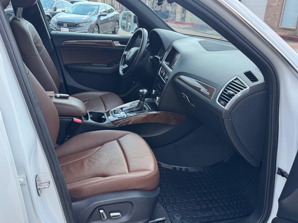 2016 Audi Q5 Image 31