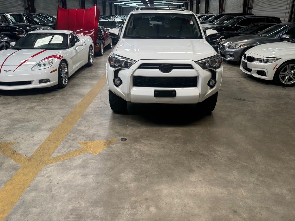 2020 Toyota 4Runner Image 4