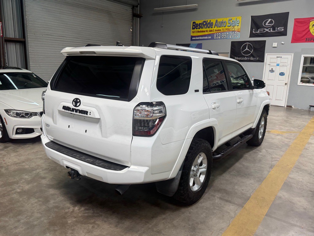 2020 Toyota 4Runner Image 7