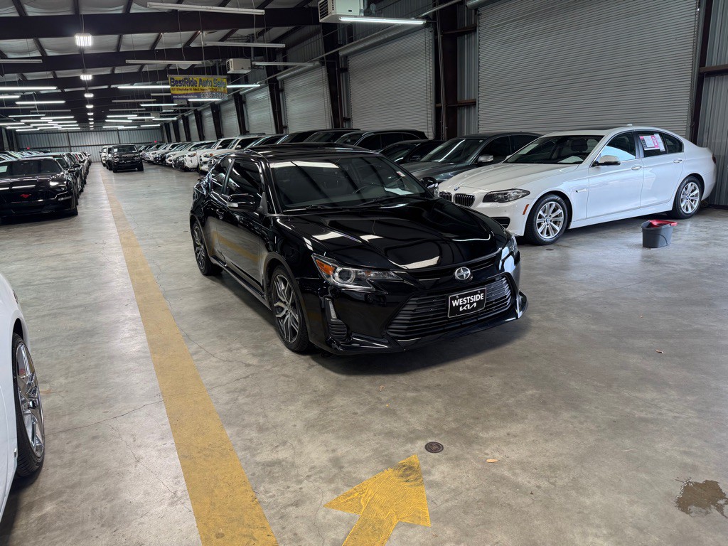 2016 Scion tC Image 3