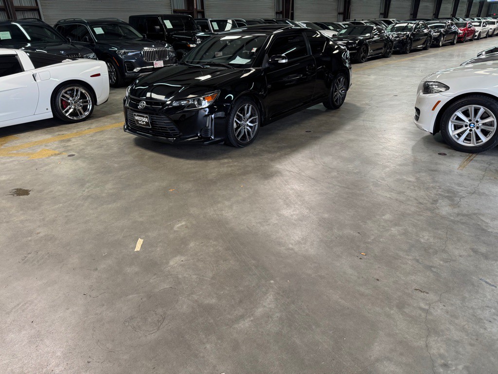 2016 Scion tC Image 7