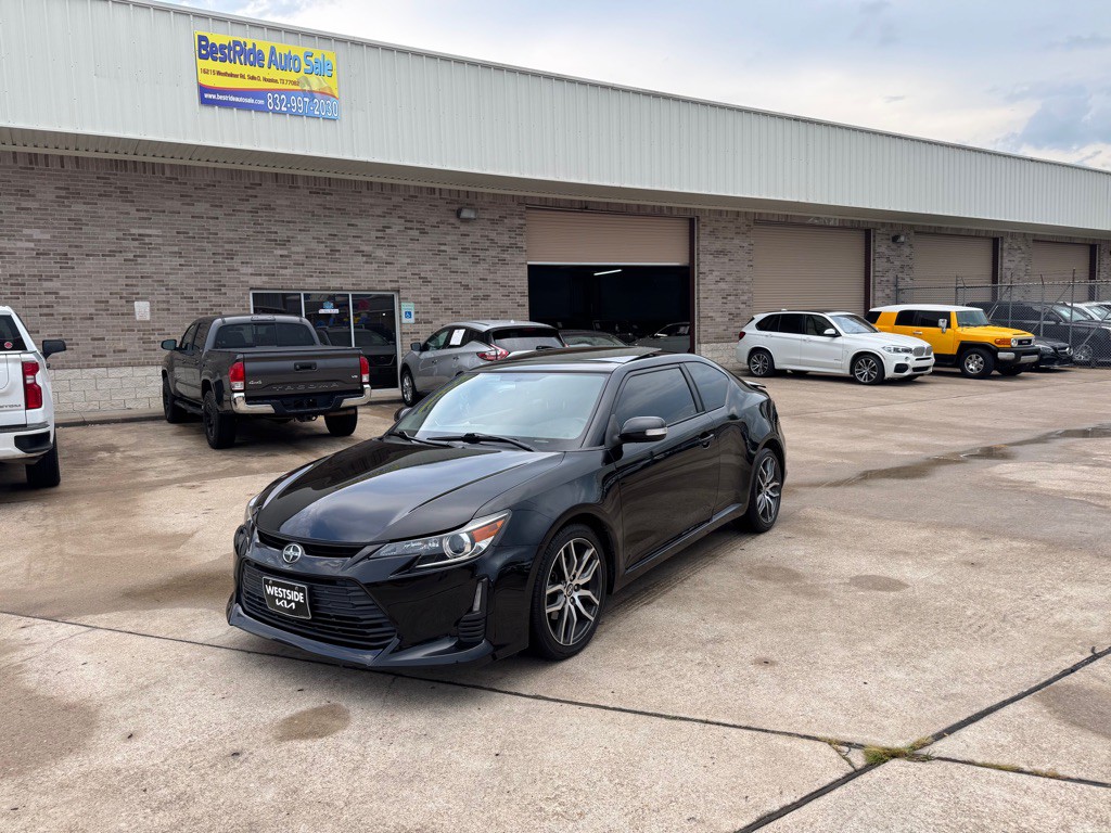 2016 Scion tC Image 10