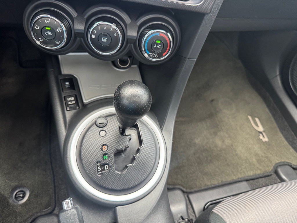 2016 Scion tC Image 34