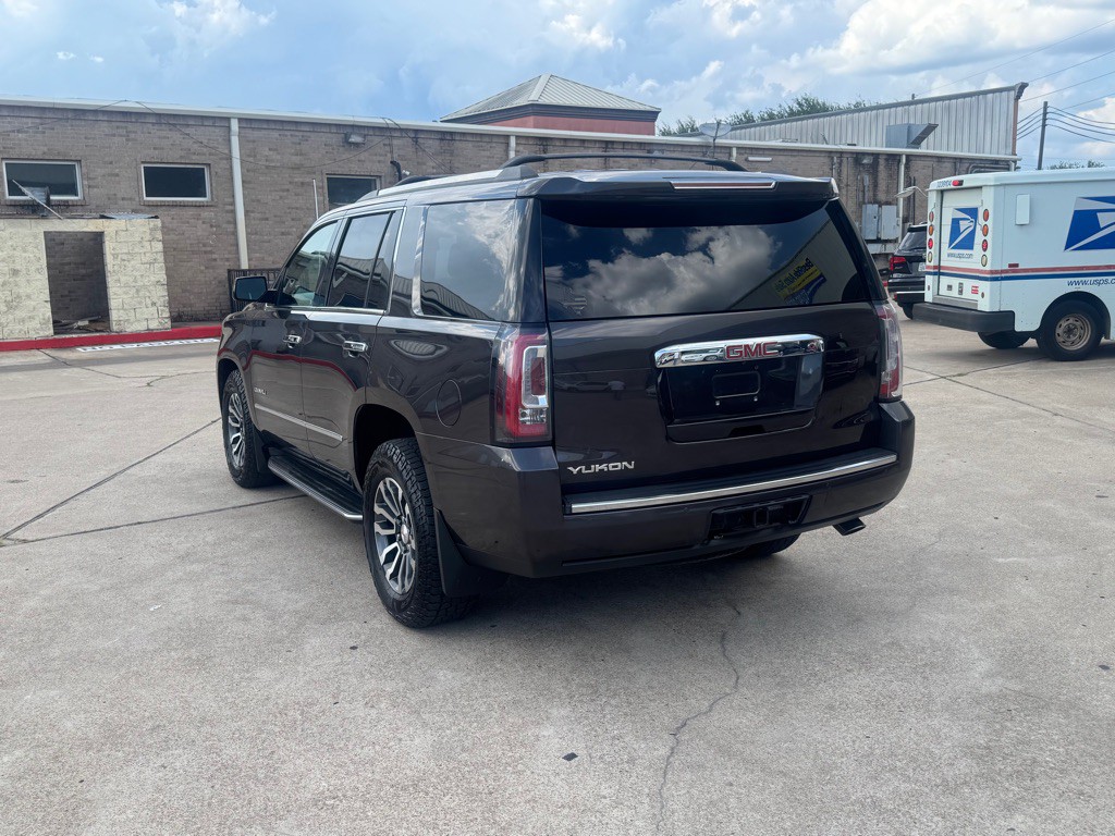 2016 GMC Yukon Image 17