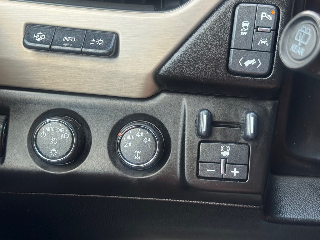 2016 GMC Yukon Image 39