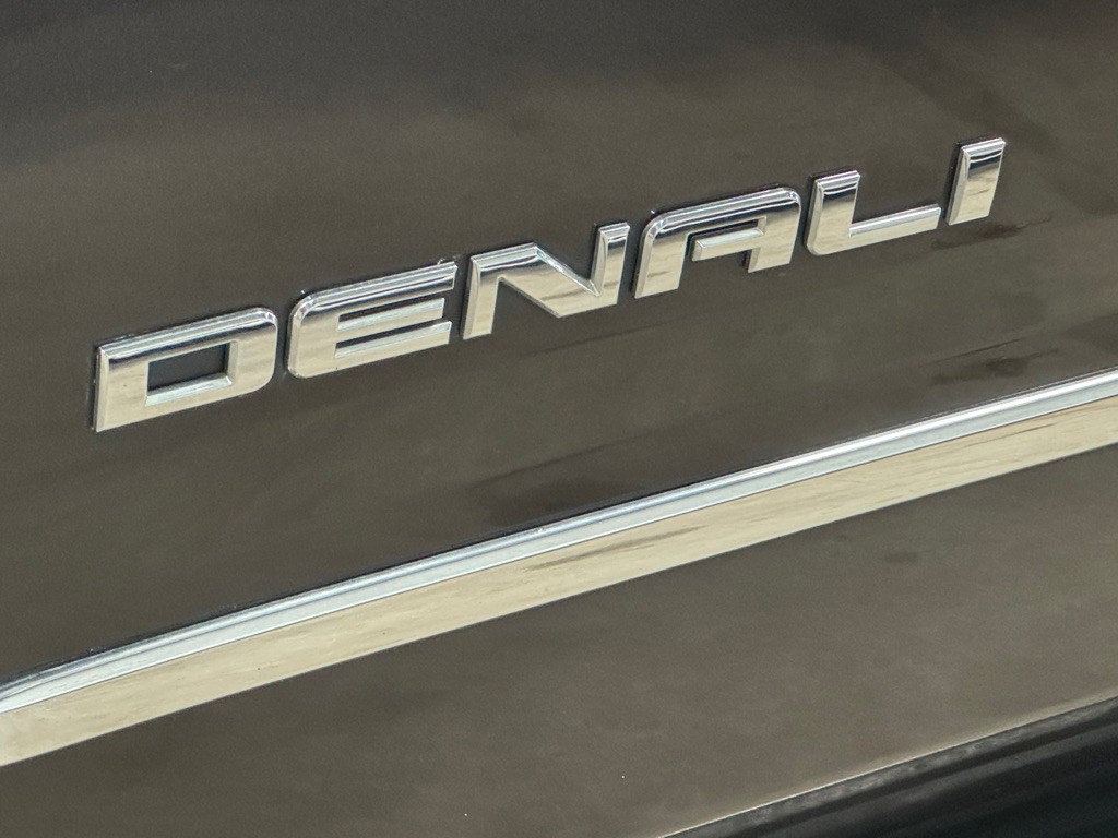 2016 GMC Yukon Image 43