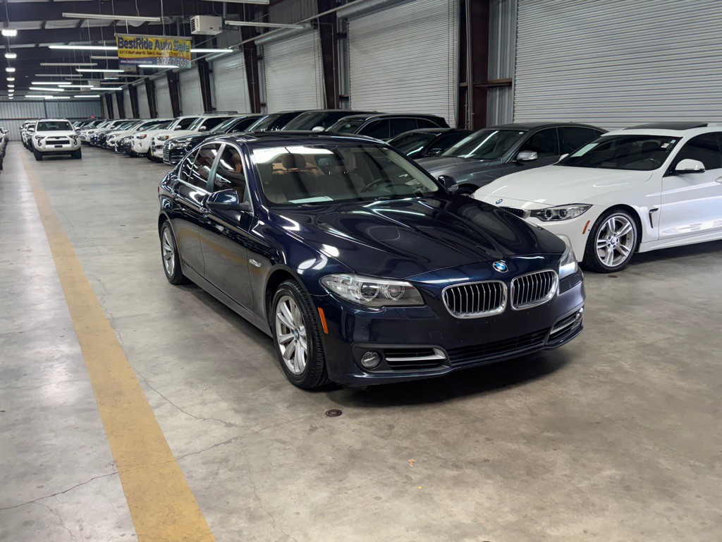 2015 BMW 5 Series Image 3