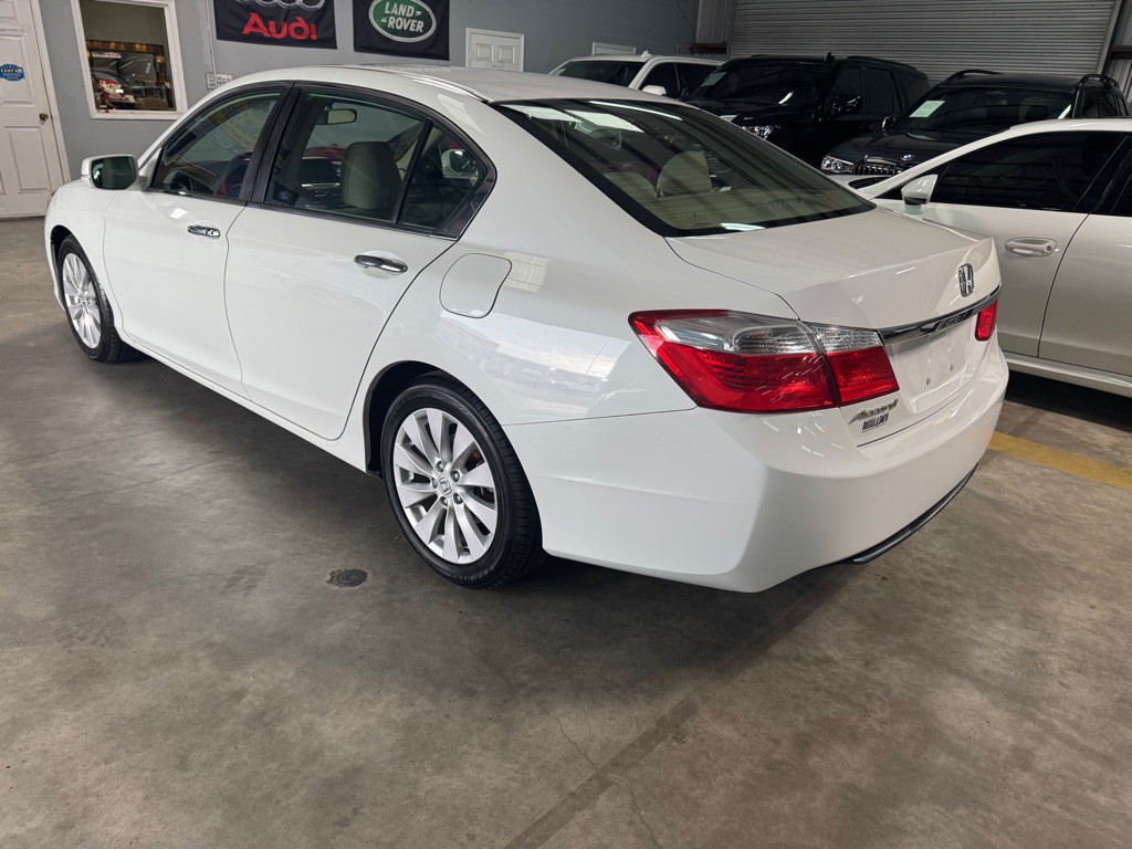 2015 Honda Accord Image 10