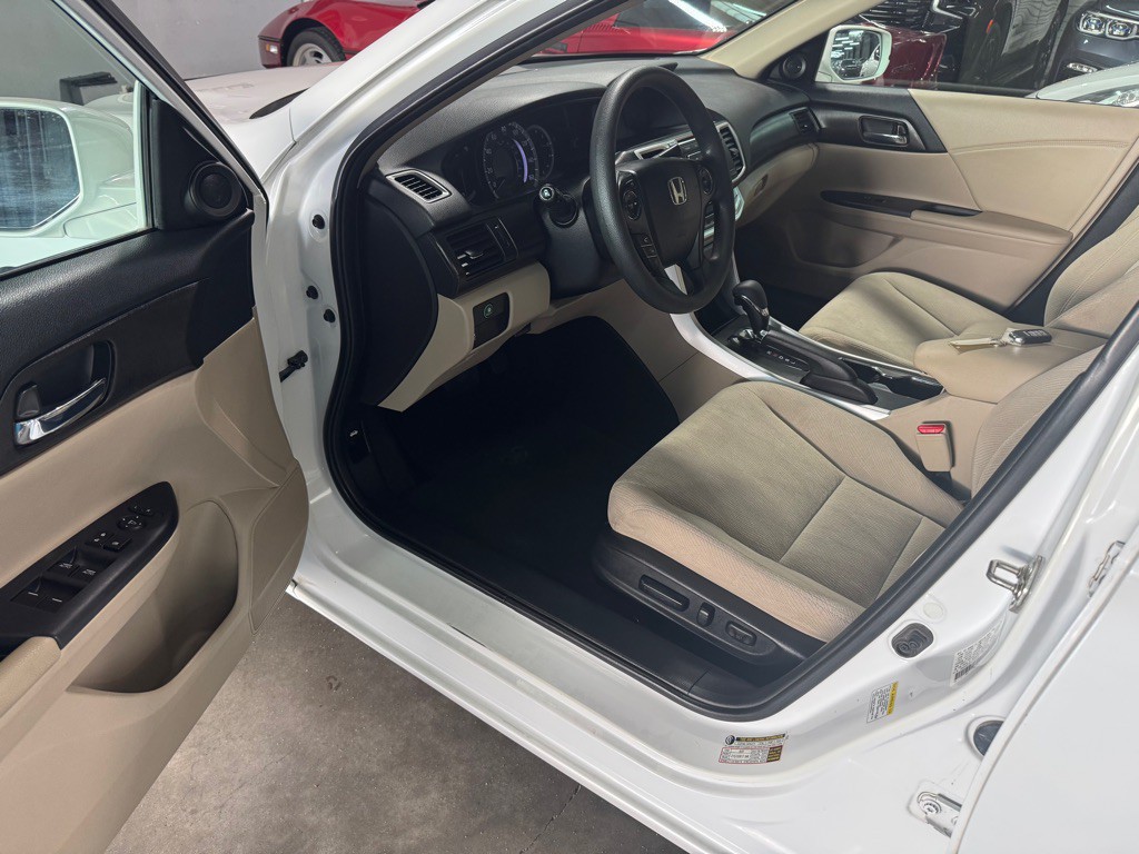 2015 Honda Accord Image 21