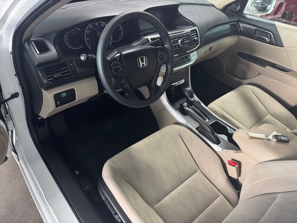 2015 Honda Accord Image 22
