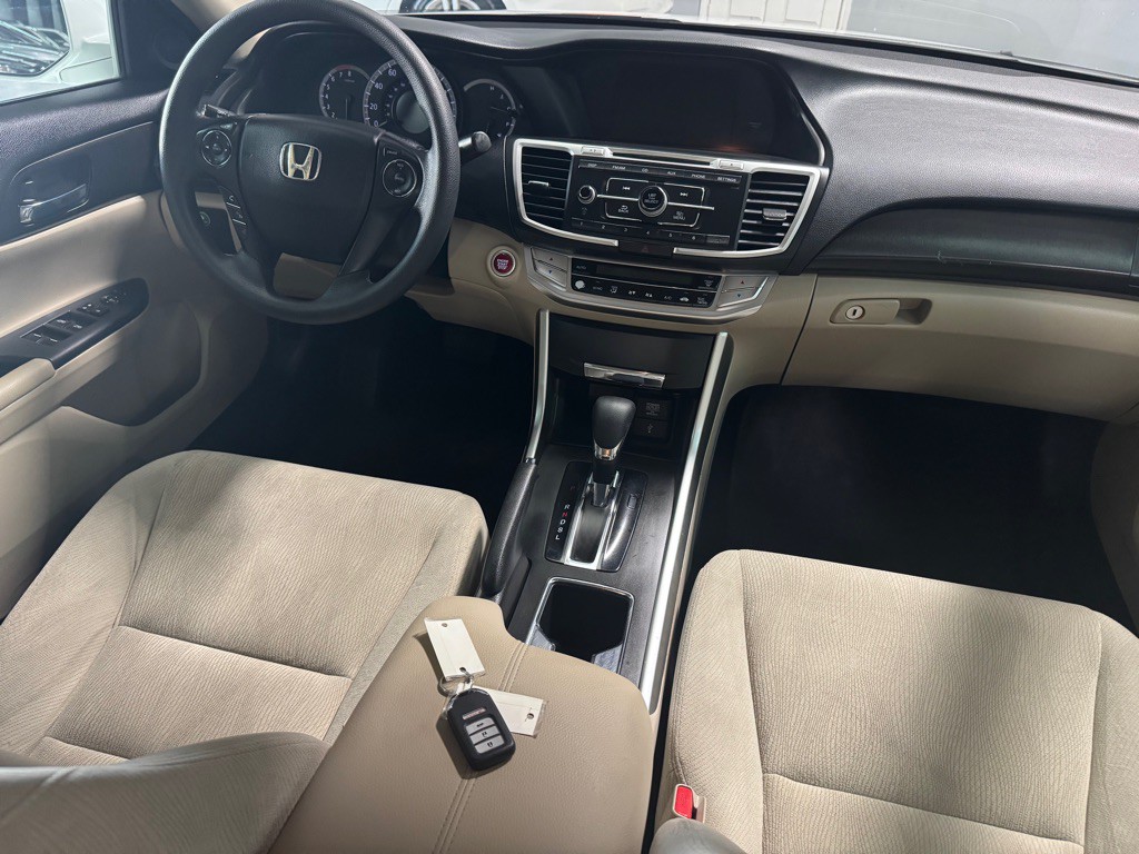 2015 Honda Accord Image 27
