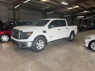 Image for 2017 Nissan Titan SV ID: 6760541