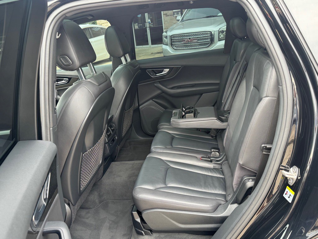 2017 Audi Q7 Image 22