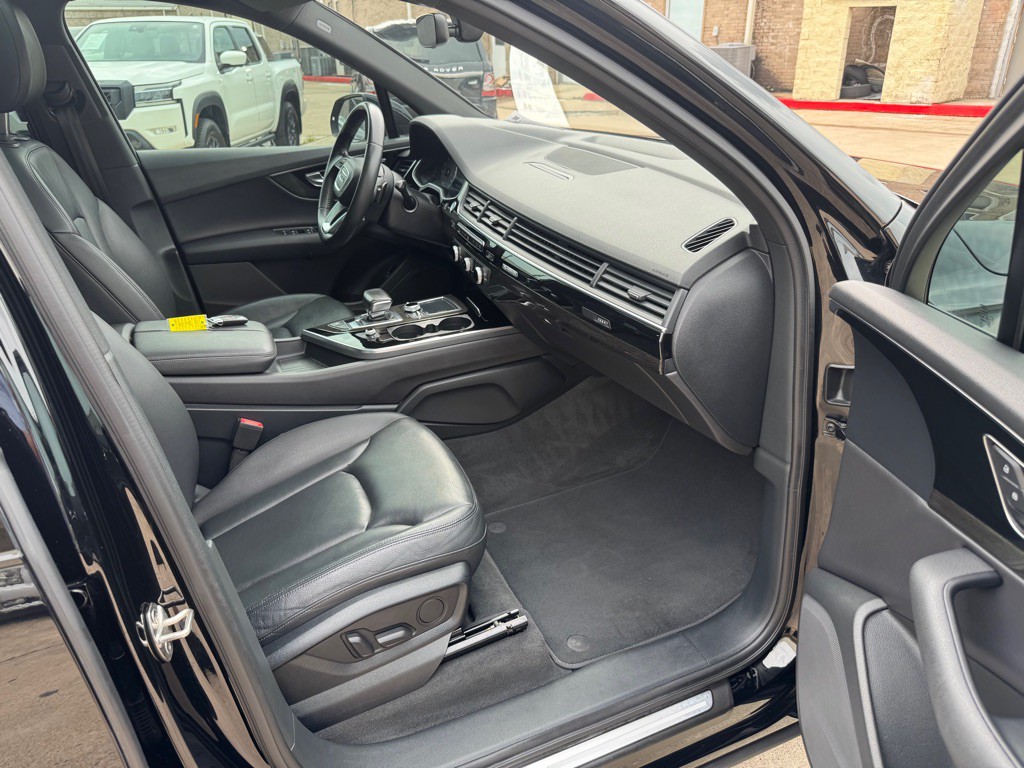 2017 Audi Q7 Image 27