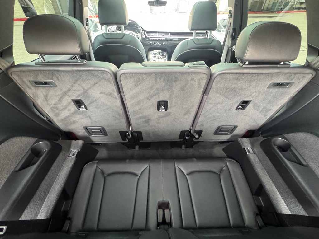 2017 Audi Q7 Image 30
