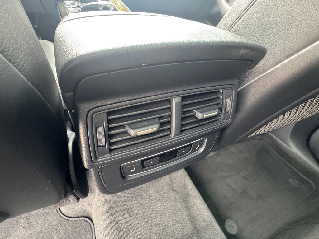 2017 Audi Q7 Image 31