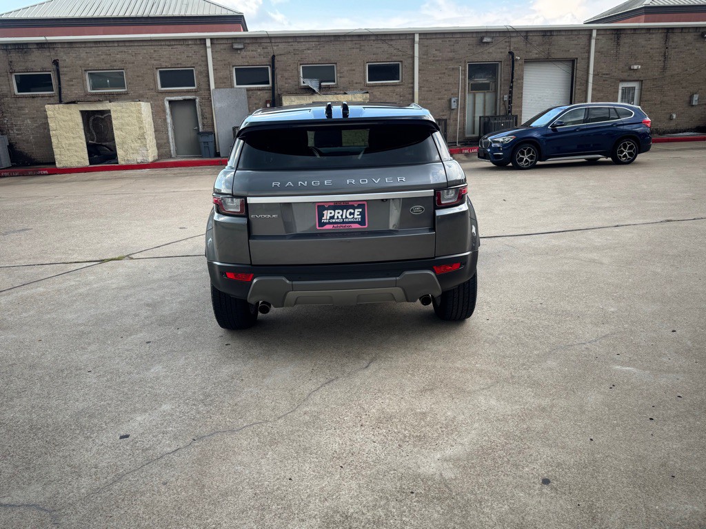 2016 Land Rover Range Rover Evoque Image 17