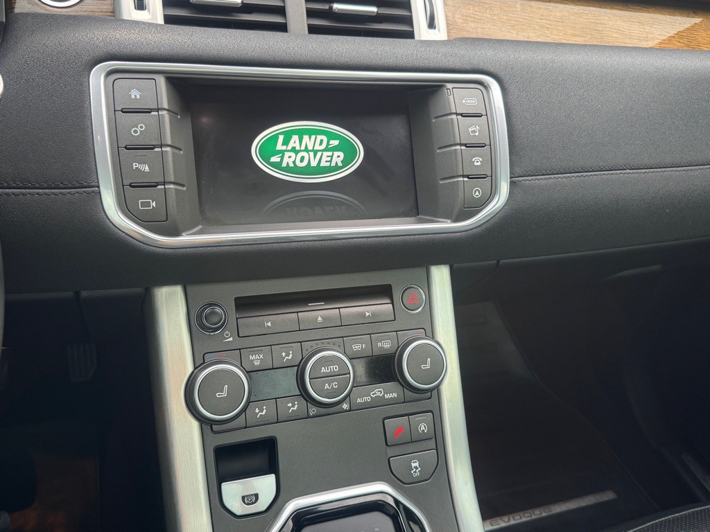 2016 Land Rover Range Rover Evoque Image 29
