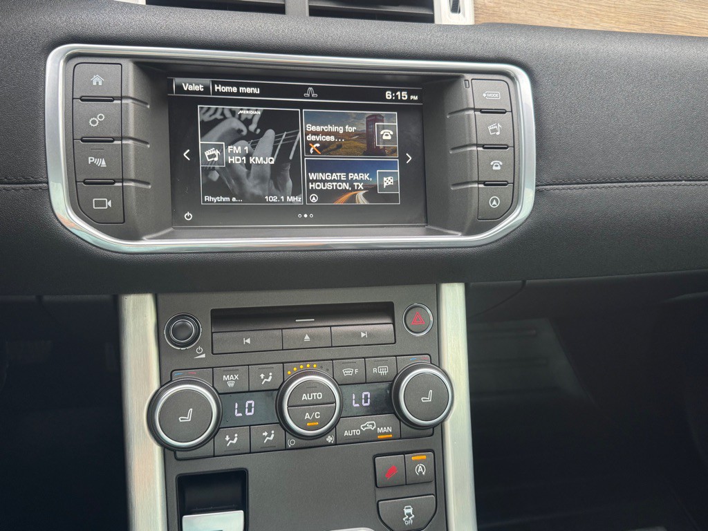 2016 Land Rover Range Rover Evoque Image 32