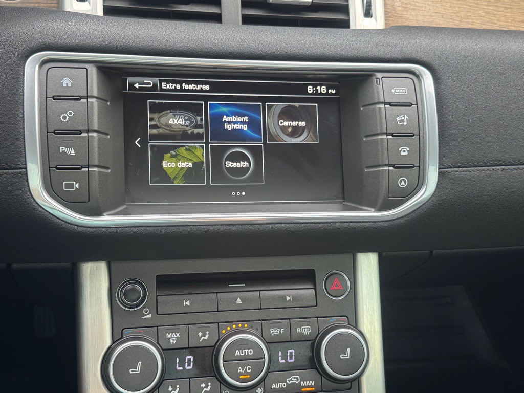 2016 Land Rover Range Rover Evoque Image 34