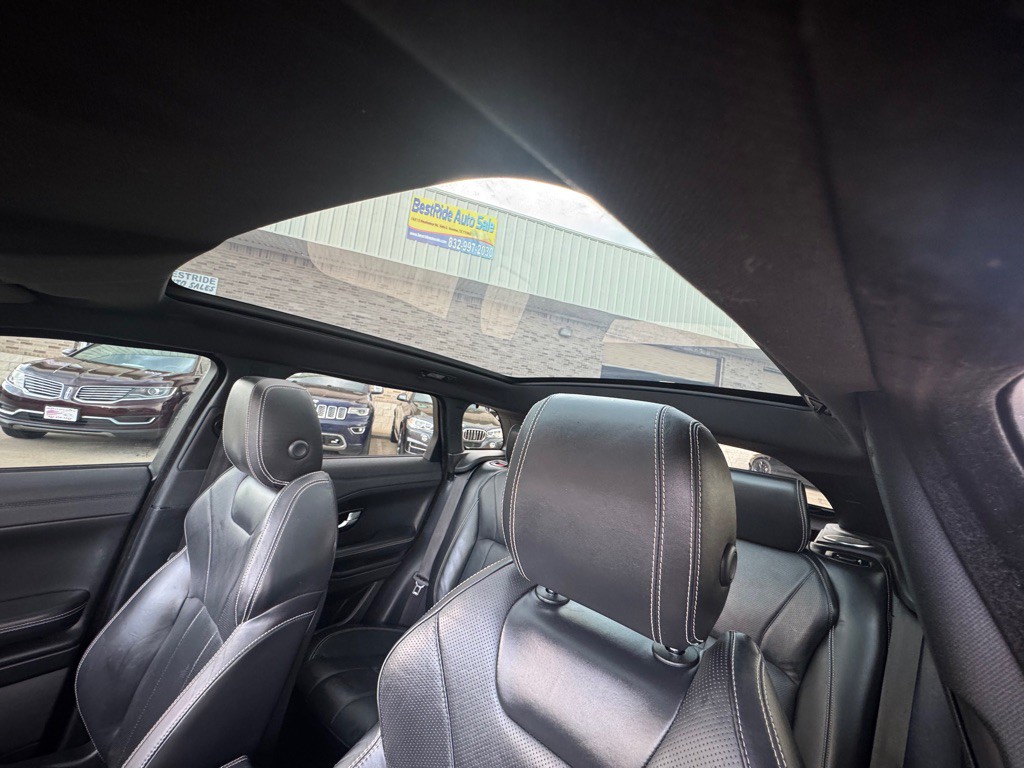 2016 Land Rover Range Rover Evoque Image 36