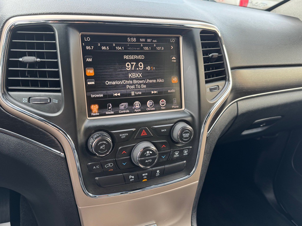 2014 Jeep Grand Cherokee Image 32