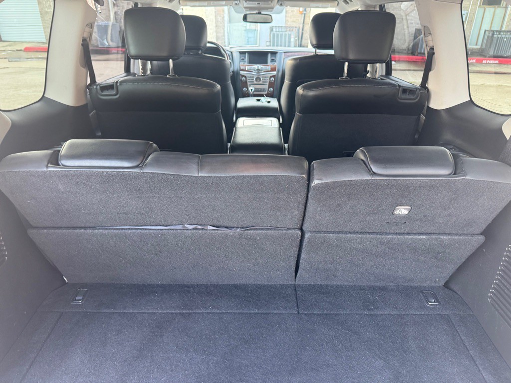 2019 INFINITI QX80 Image 32