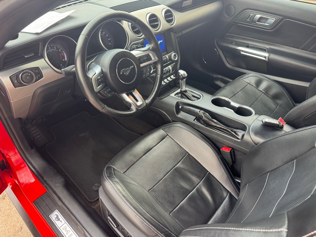 2019 Ford Mustang Image 33