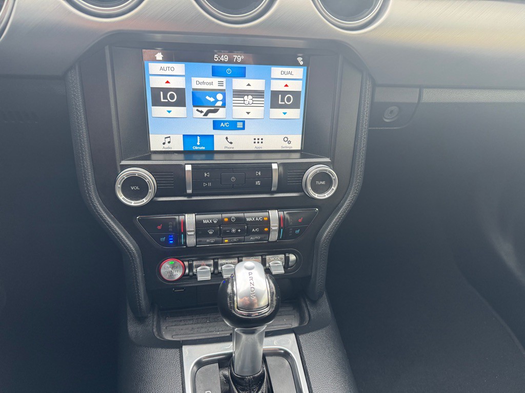 2019 Ford Mustang Image 38