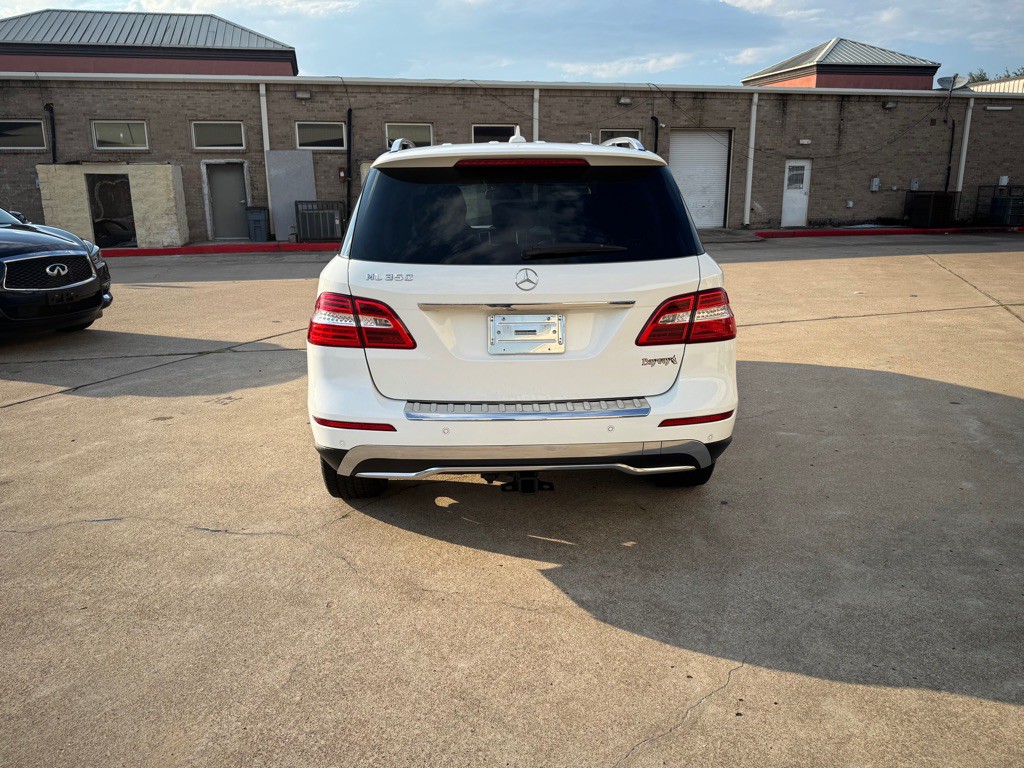 2014 Mercedes-Benz M-Class Image 14