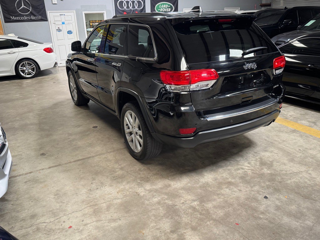 2017 Jeep Grand Cherokee Image 7