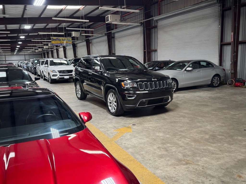 2017 Jeep Grand Cherokee Image 10