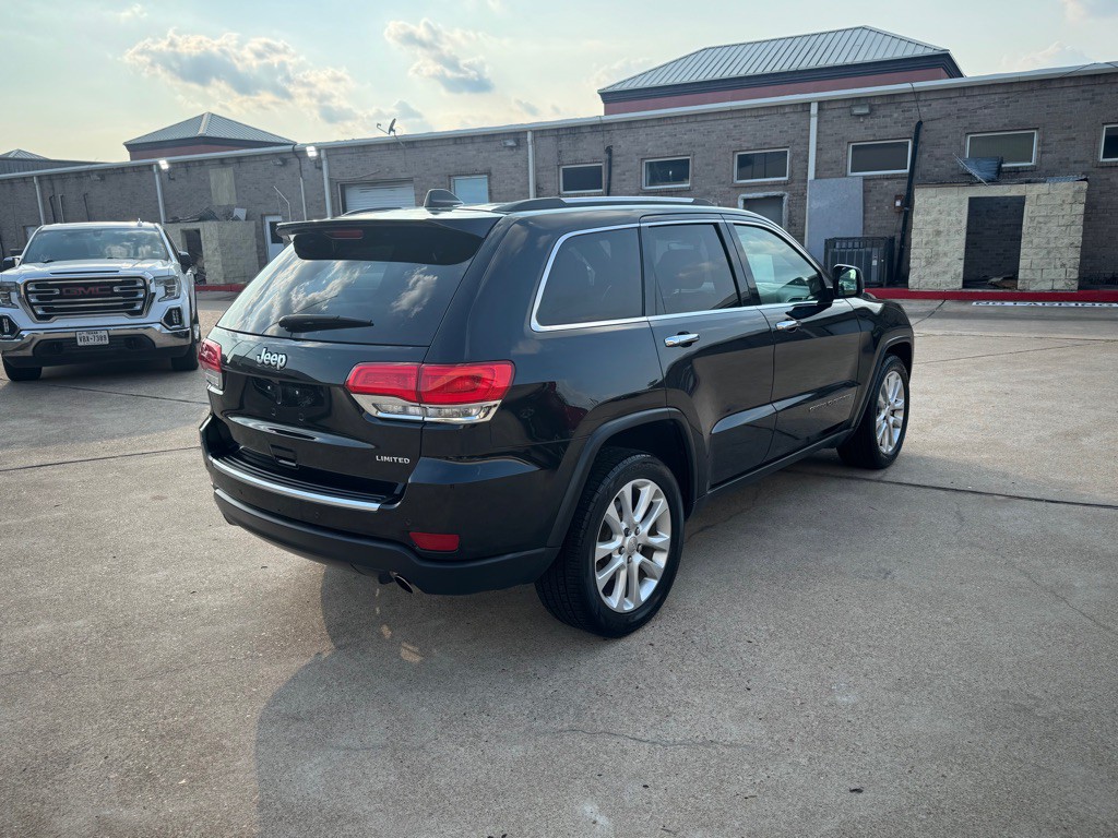 2017 Jeep Grand Cherokee Image 15