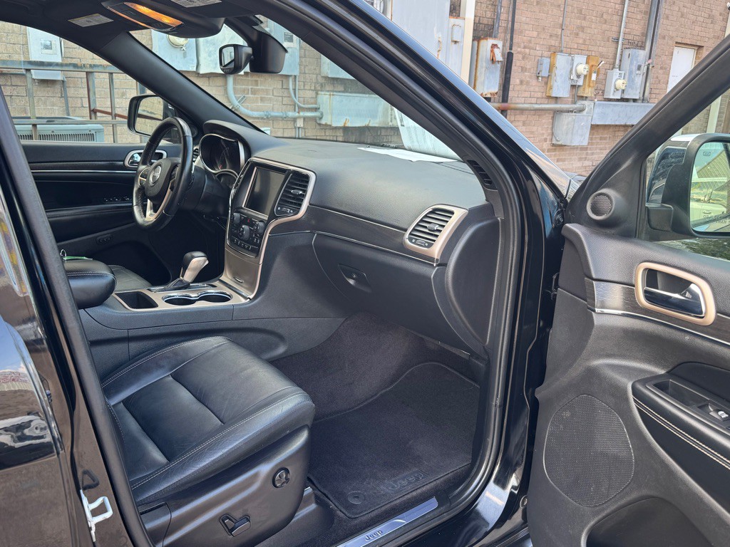 2017 Jeep Grand Cherokee Image 20