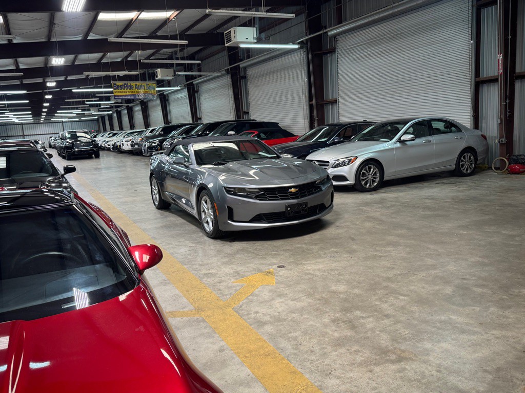 2020 Chevrolet Camaro Image 11