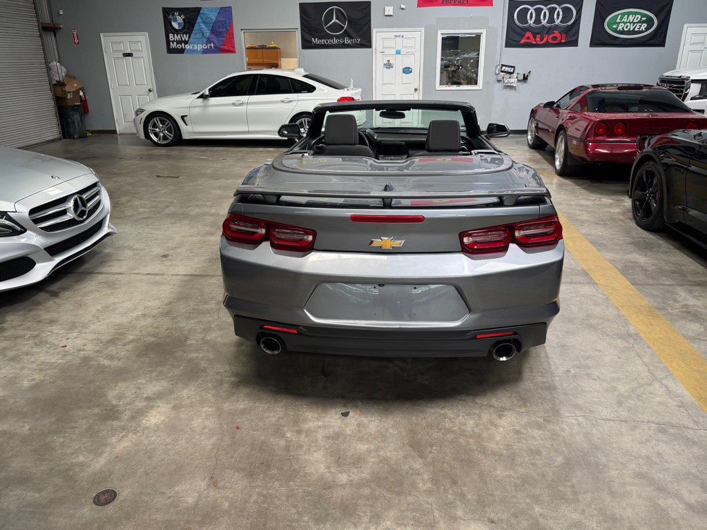 2020 Chevrolet Camaro Image 16